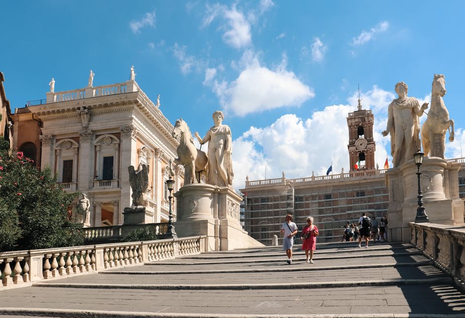 La cordonata et les Dioscures au sommet du Capitole