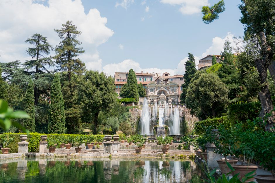 Jardins en terrasses et jeux d'eau de la villa d'Este à Tivoli